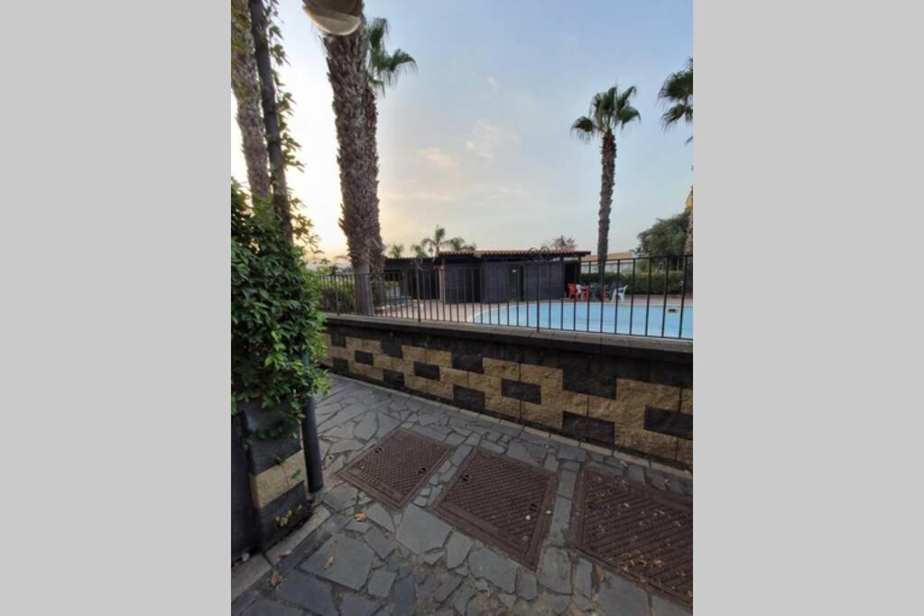 Appartement Sicilia, Mansarda Le Due Terrazze à Mascali Extérieur photo