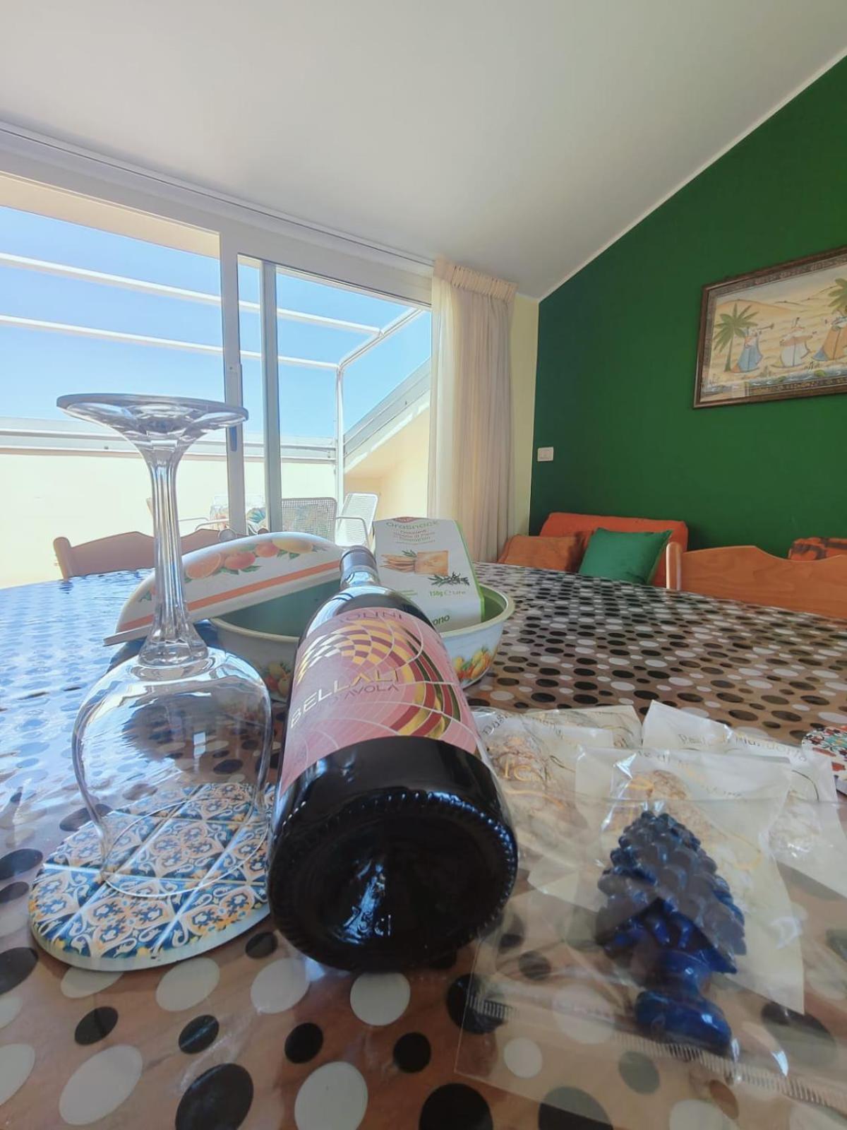 Appartement Sicilia, Mansarda Le Due Terrazze à Mascali Extérieur photo